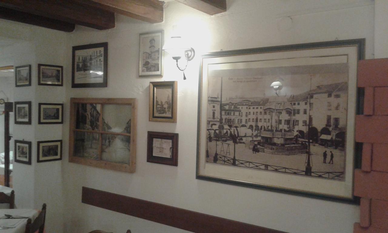 Albergo Ristorante Leon D'Oro إستيه المظهر الخارجي الصورة