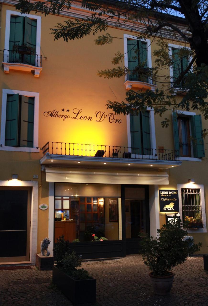 Albergo Ristorante Leon D'Oro إستيه المظهر الخارجي الصورة
